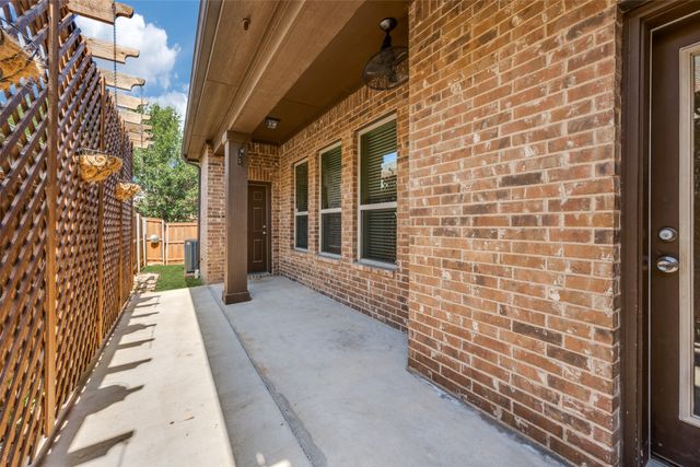 3908 Jasmine Fox Lane, Arlington, TX 76005