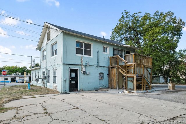 3016 S Presa, San Antonio, TX 78210