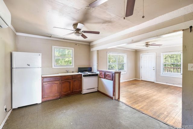 3016 S Presa, San Antonio, TX 78210