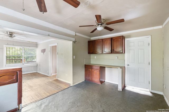 3016 S Presa, San Antonio, TX 78210