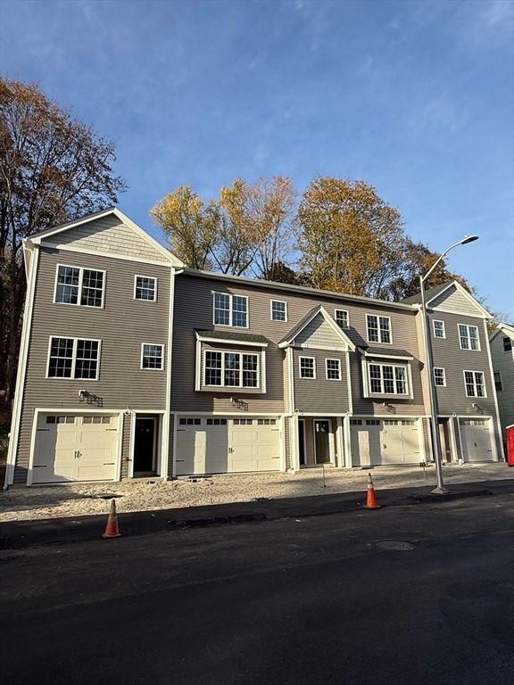 63 North Street C, Worcester, MA 01605