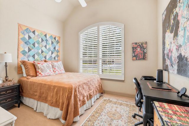 526 Mission Hill Run, New Braunfels, TX 78132