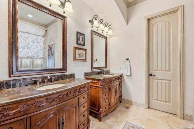 526 Mission Hill Run, New Braunfels, TX 78132
