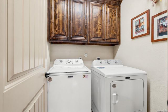 526 Mission Hill Run, New Braunfels, TX 78132