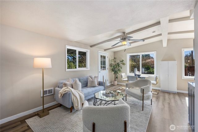 3916 S 374th Street, Auburn, WA 98001