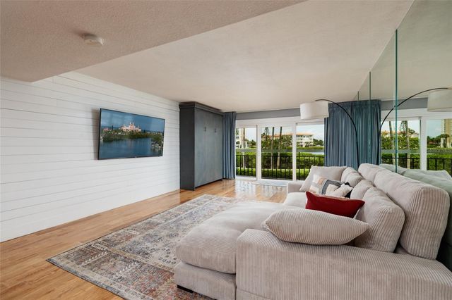 7897 SAILBOAT KEY BOULEVARD 107, South Pasadena, FL 33707