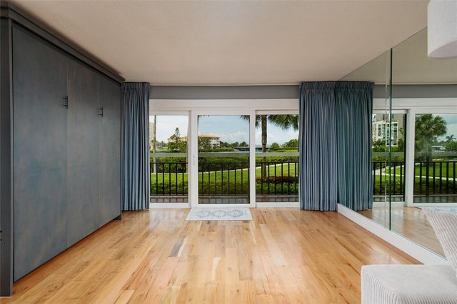 7897 SAILBOAT KEY BOULEVARD 107, South Pasadena, FL 33707