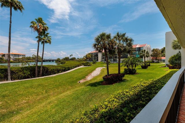 7897 SAILBOAT KEY BOULEVARD 107, South Pasadena, FL 33707