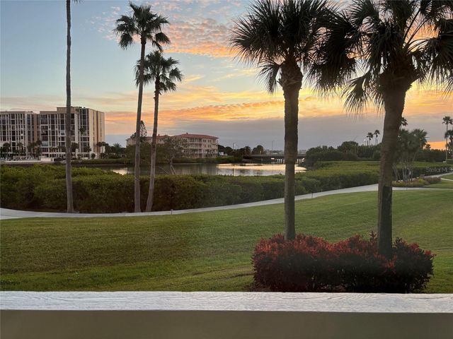 7897 SAILBOAT KEY BOULEVARD 107, South Pasadena, FL 33707
