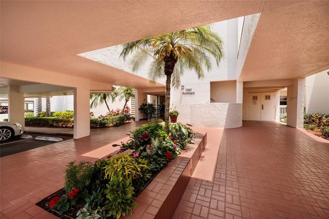 7897 SAILBOAT KEY BOULEVARD 107, South Pasadena, FL 33707