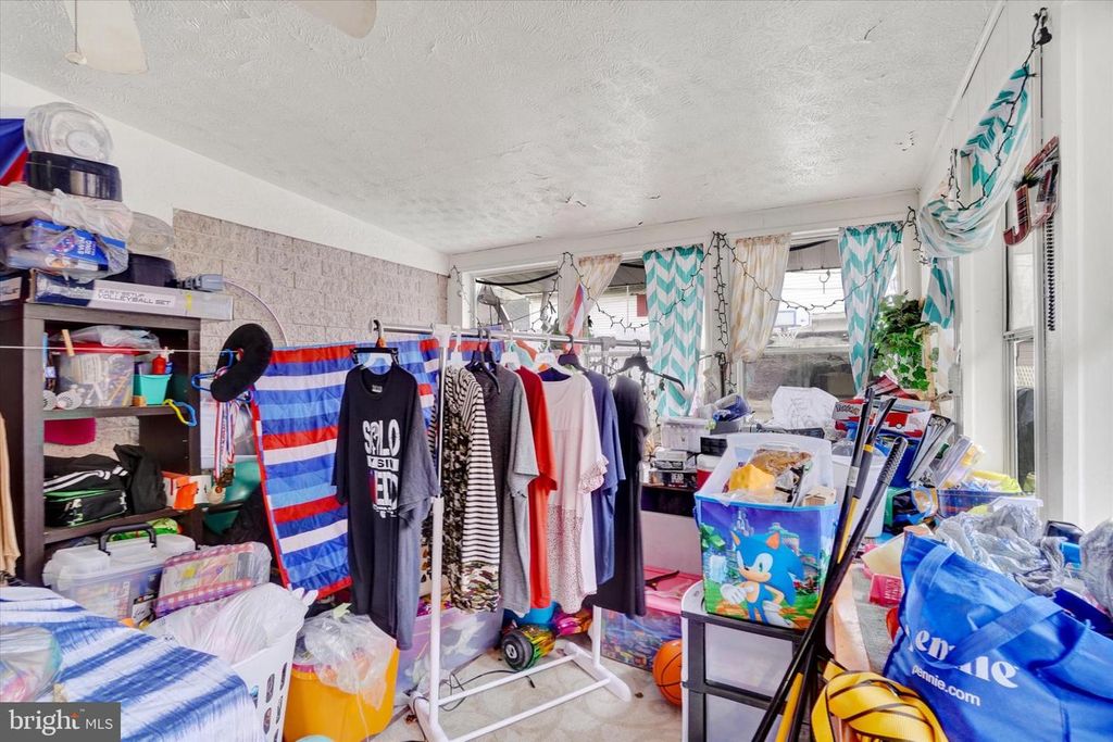 Image 19 of property listing at 1454 MONROE ST, York, PA 17404