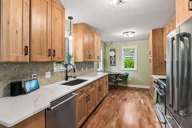 812 NE Main Street, Minneapolis, MN 55413