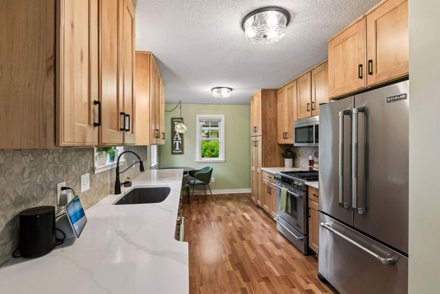 812 NE Main Street, Minneapolis, MN 55413