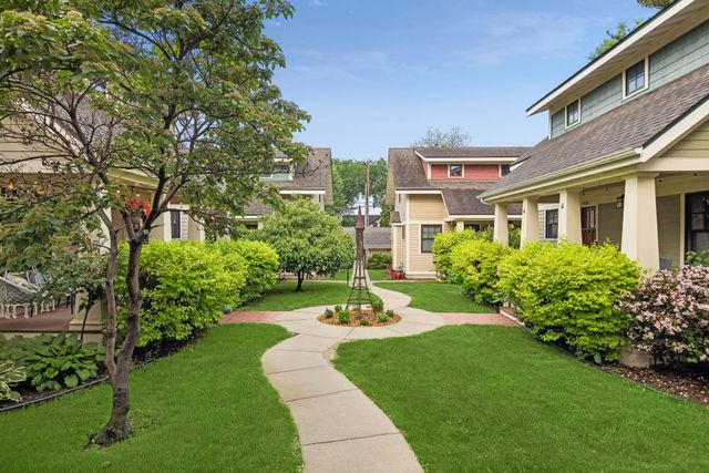 812 NE Main Street, Minneapolis, MN 55413