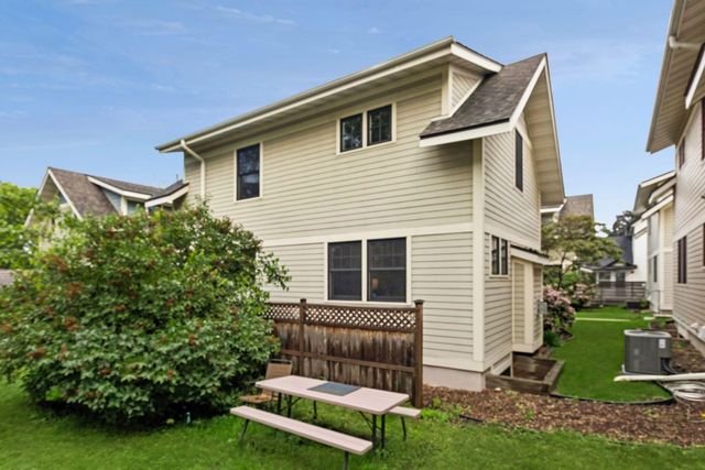 812 NE Main Street, Minneapolis, MN 55413