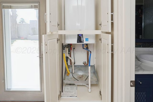 19 SOUTHRIDGE Drive, Canyon, TX 79015