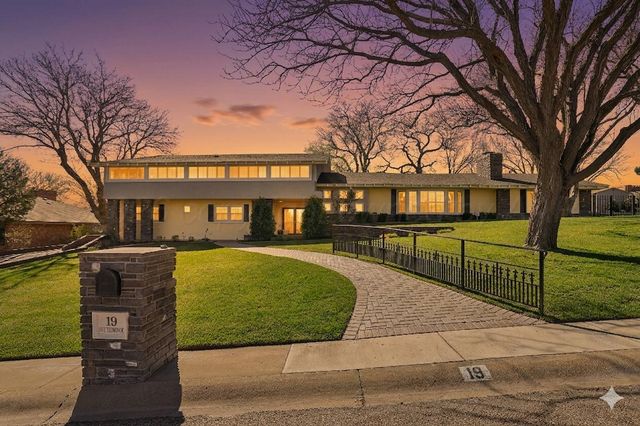 19 SOUTHRIDGE Drive, Canyon, TX 79015