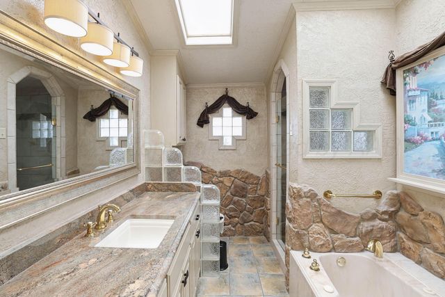 19 SOUTHRIDGE Drive, Canyon, TX 79015