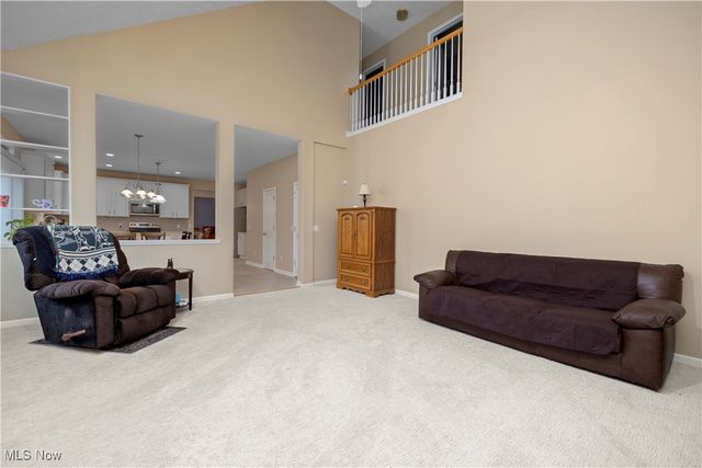 15379 Old Oak Drive, Strongsville, OH 44149