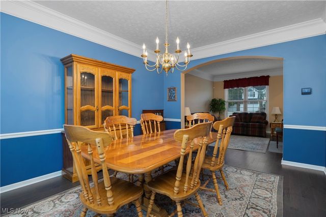 15379 Old Oak Drive, Strongsville, OH 44149