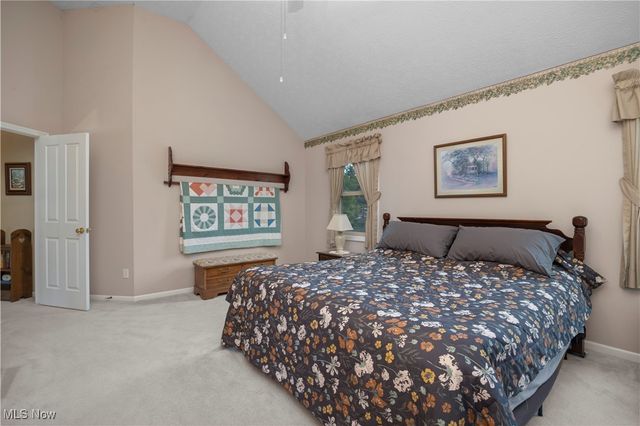 15379 Old Oak Drive, Strongsville, OH 44149