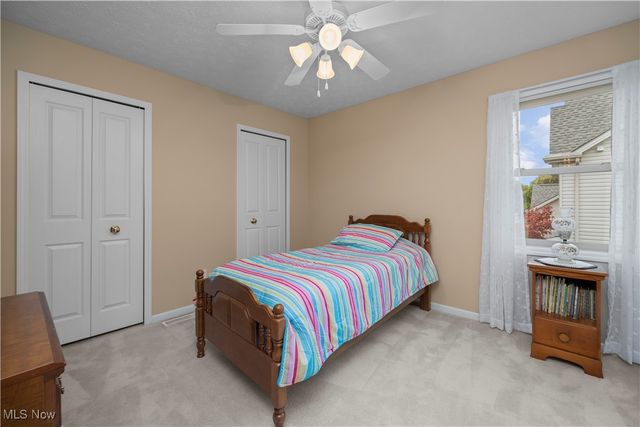 15379 Old Oak Drive, Strongsville, OH 44149