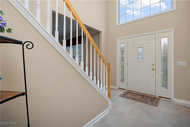 15379 Old Oak Drive, Strongsville, OH 44149