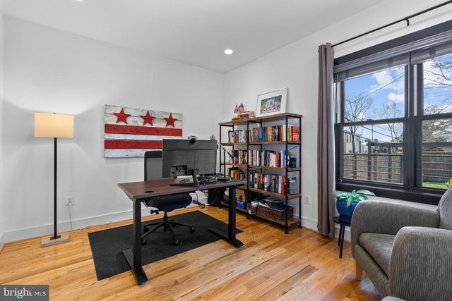 1169 NEAL ST NE #1, Washington, DC 20002