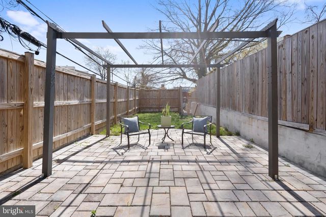 1169 NEAL ST NE #1, Washington, DC 20002