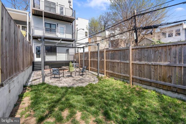 1169 NEAL ST NE #1, Washington, DC 20002