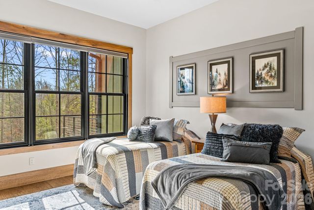 157 Riverbend Forest Drive, Asheville, NC 28805