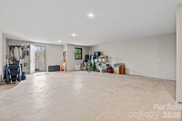 157 Riverbend Forest Drive, Asheville, NC 28805