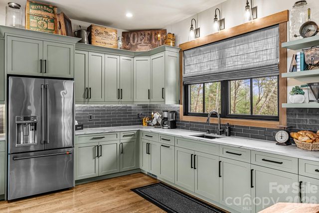 157 Riverbend Forest Drive, Asheville, NC 28805