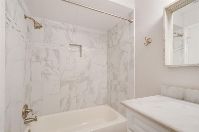 439 S NETHERWOOD CRESCENT 439, Altamonte Springs, FL 32714
