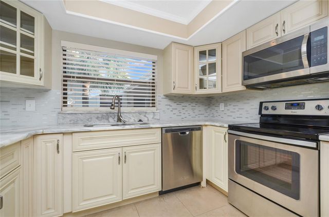 439 S NETHERWOOD CRESCENT 439, Altamonte Springs, FL 32714