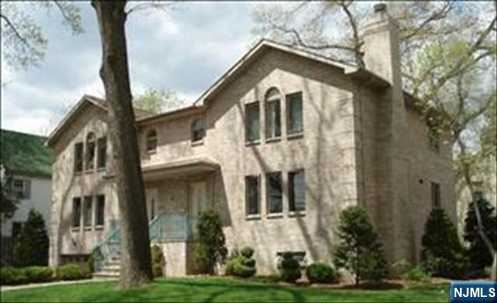 55 Columbus Drive B, Tenafly, NJ 07670