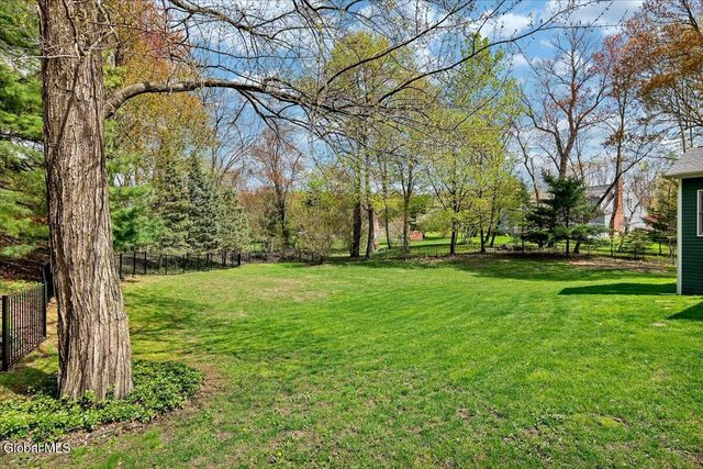 1341 Partridge Drive, Schodack, NY 12033