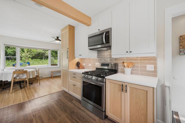 3520 Edgerton Street, Vadnais Heights, MN 55127