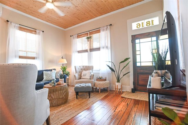 1816 Avenue N, Galveston, TX 77550