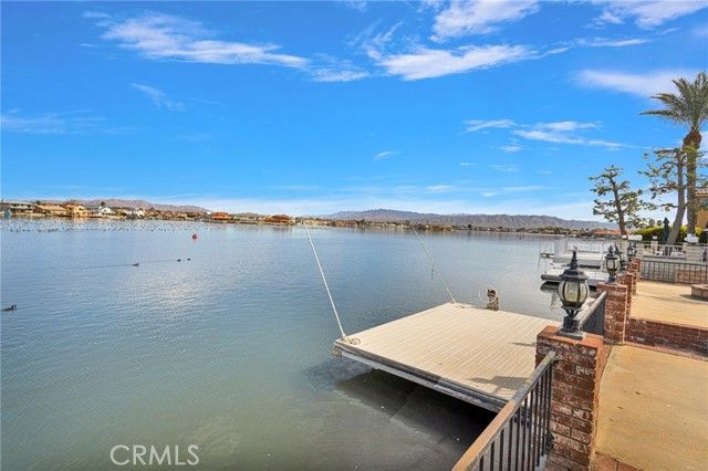 18063 Mariner Drive, Victorville, CA 92395