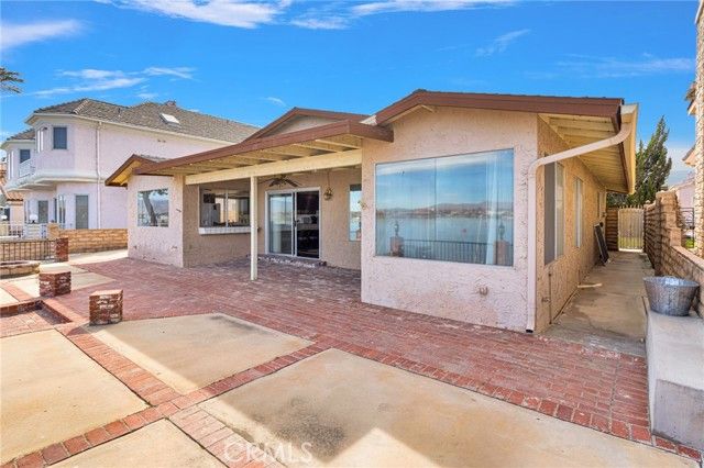 18063 Mariner Drive, Victorville, CA 92395