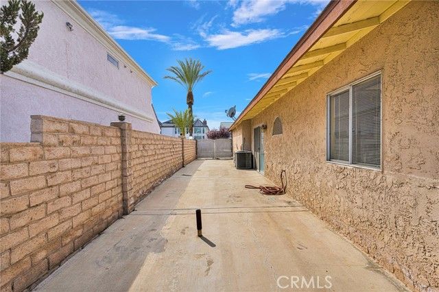 18063 Mariner Drive, Victorville, CA 92395