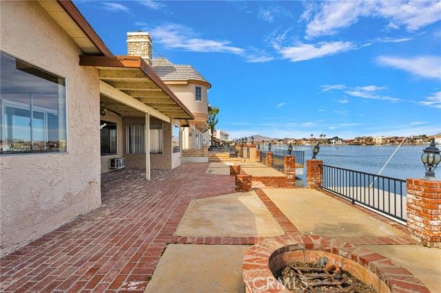 18063 Mariner Drive, Victorville, CA 92395