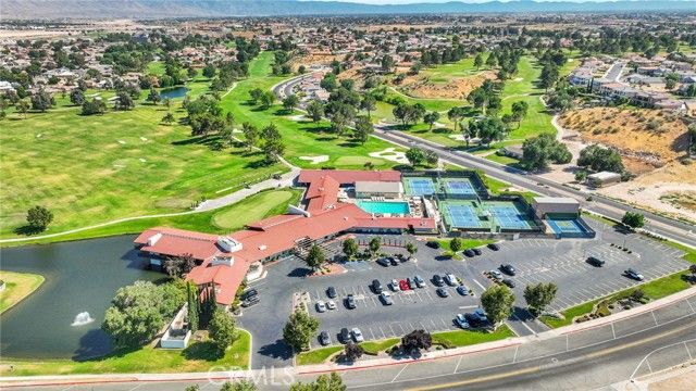 18063 Mariner Drive, Victorville, CA 92395