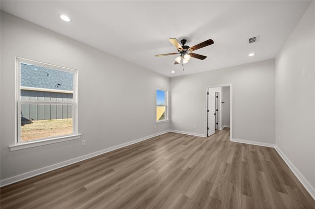 203 Toro Drive, Winona, TX 75792