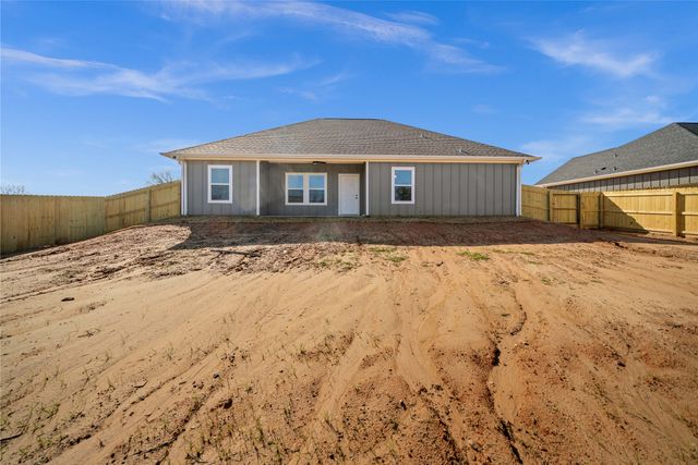 203 Toro Drive, Winona, TX 75792
