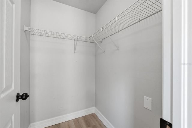 319 E HANLON STREET, Tampa, FL 33604
