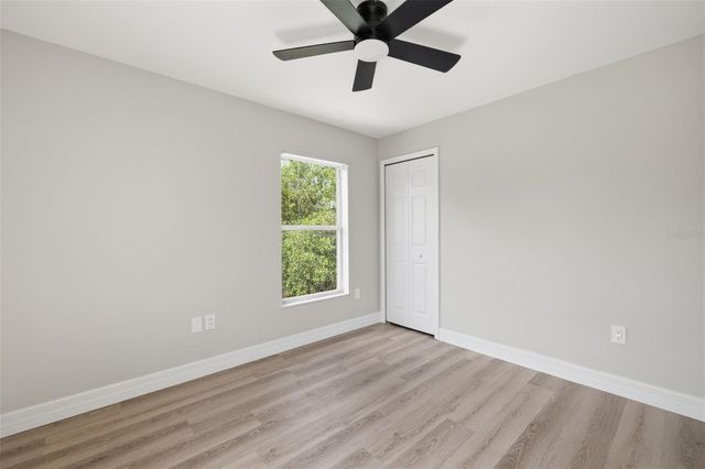 319 E HANLON STREET, Tampa, FL 33604