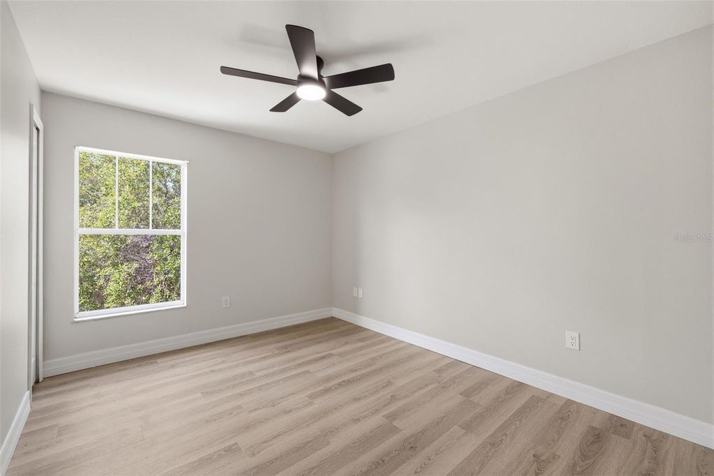 Image 15 of property listing at 319 E HANLON STREET, Tampa, FL 33604