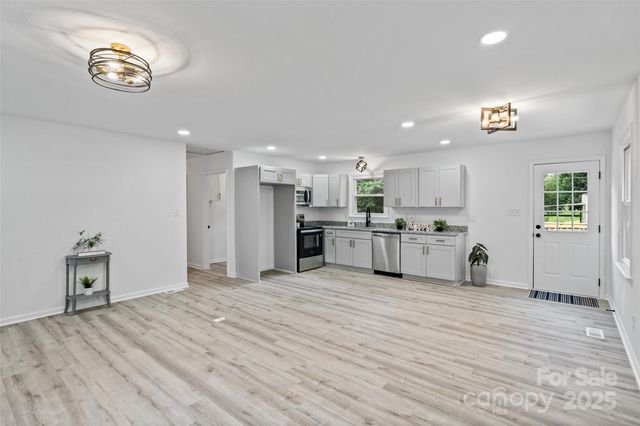 4504 Longbriar Drive, Gastonia, NC 28056